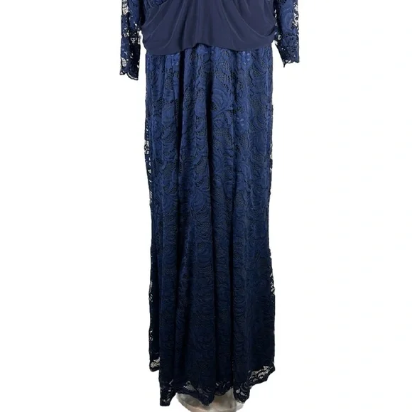 Kiyonna Nocturnal Navy Maxi Screen Siren Lace Formal Evening Gown Size 2X(18-20) - Picture 8 of 16